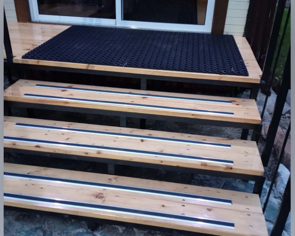 Порог одноуровневый ПС 08-1.2700.242л Шампань