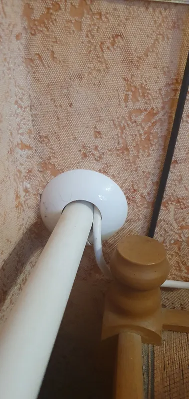 Розетка для труб D22 M105