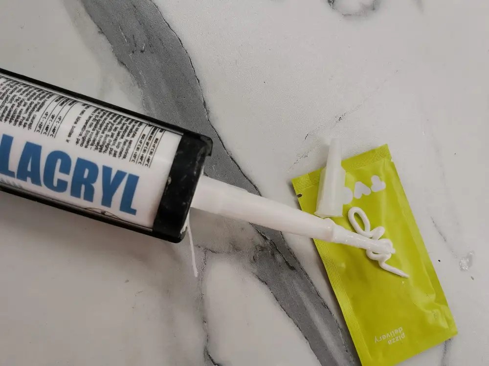 Герметик акриловый Silacryl Fome Flex белый