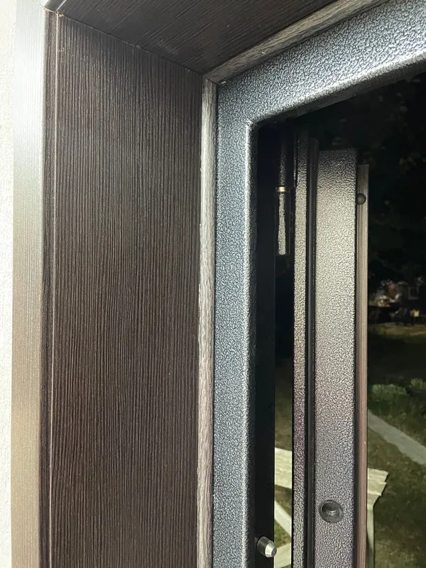 Галтель ПВХ LEMAL 14х14мм. 2,5м. 0104