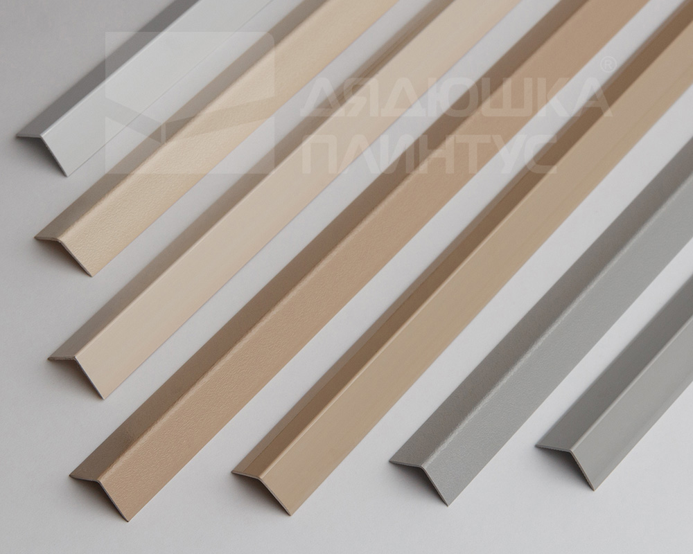 Угол ПВХ Деконика ИДЕАЛ 10*10 2,7м 093 Графит