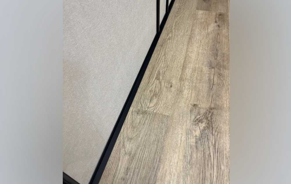 Микроплинтус MSAPL 02.2700.15 Анод черный